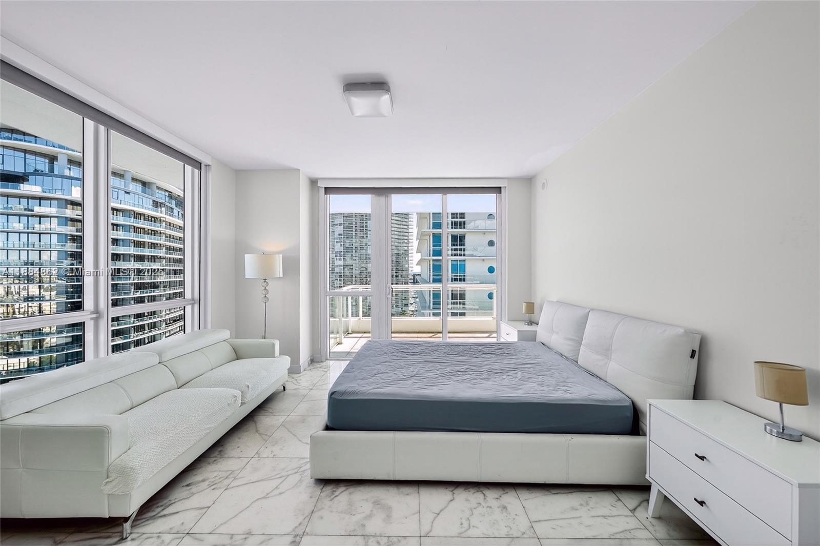 540 West Ave # 2111