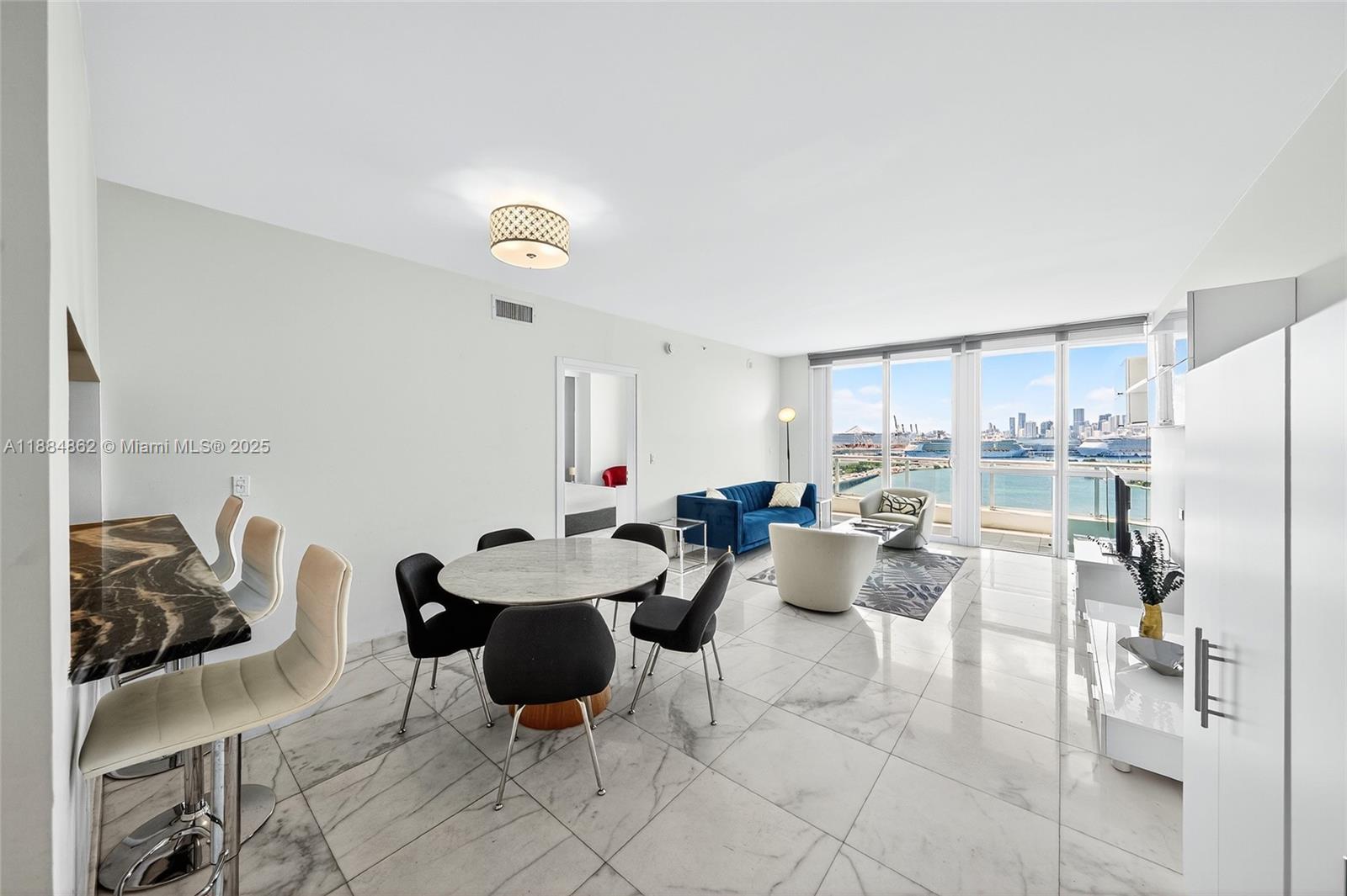 540 West Ave # 2111