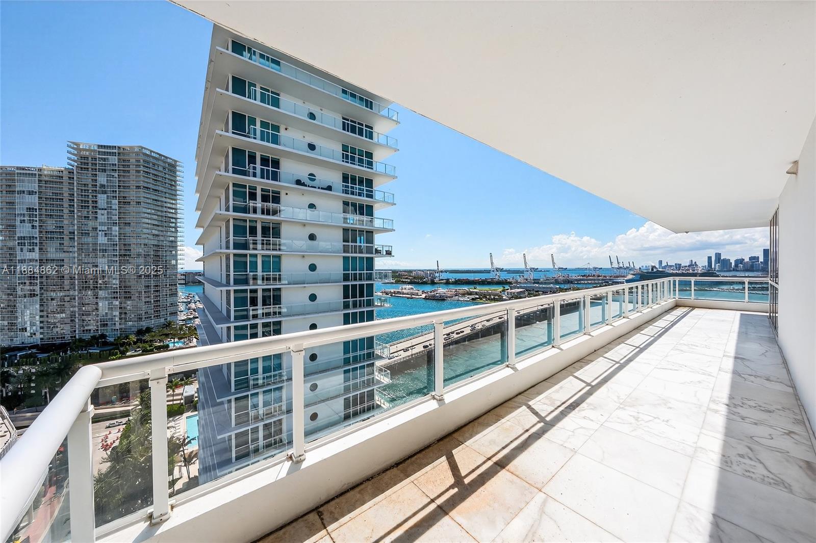 540 West Ave # 2111