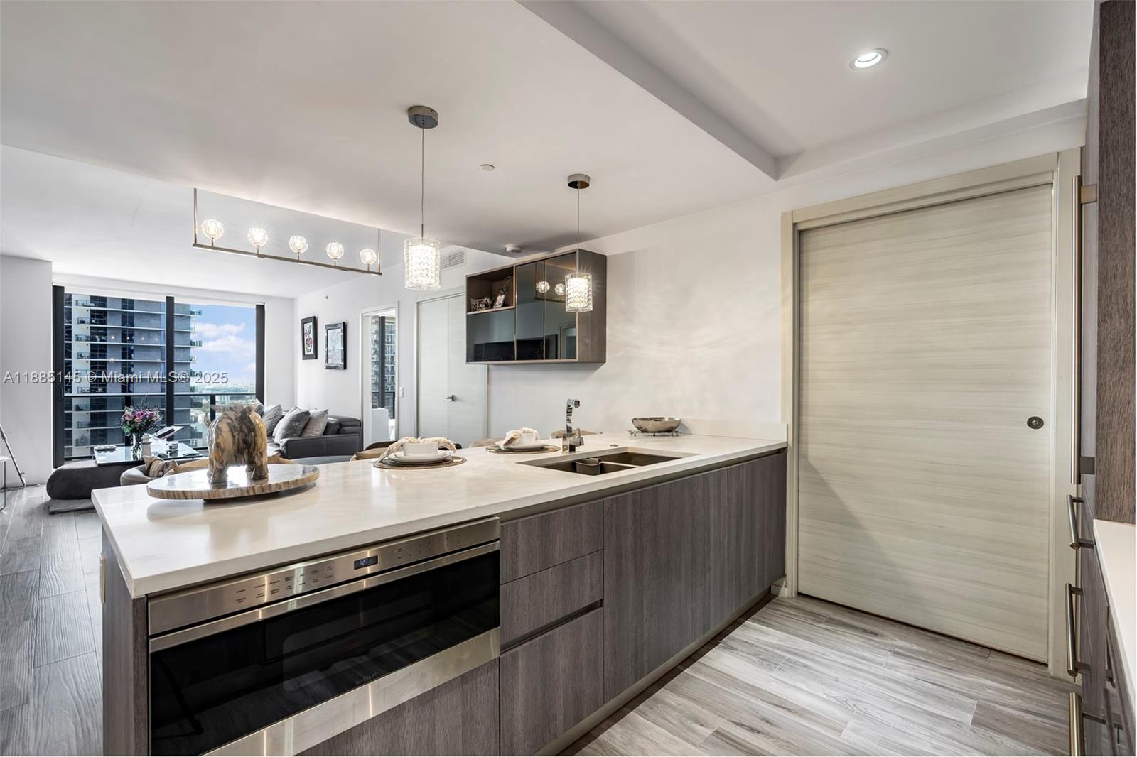 801 S Miami Ave Unit: 2810