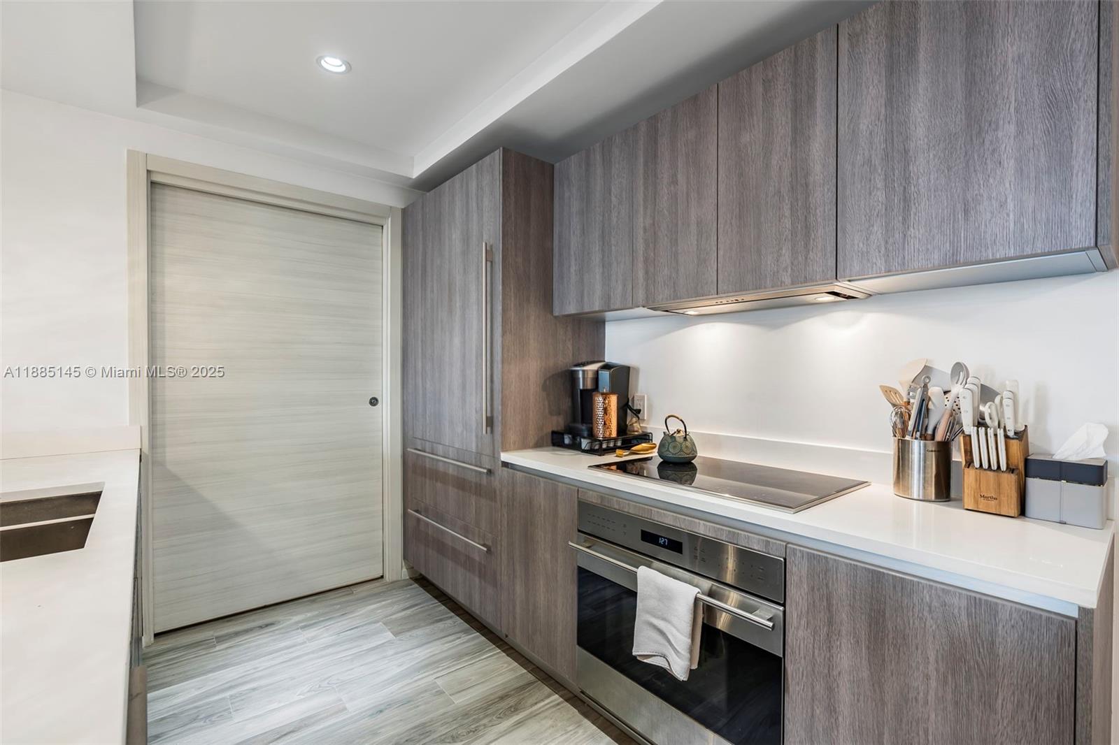 801 S Miami Ave Unit: 2810