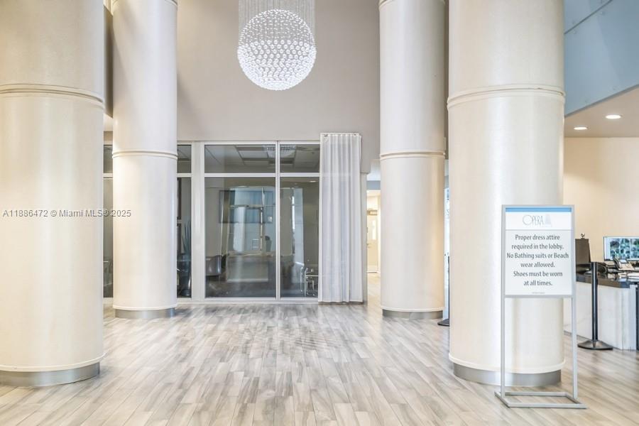 1750 N Bayshore Dr # 4802