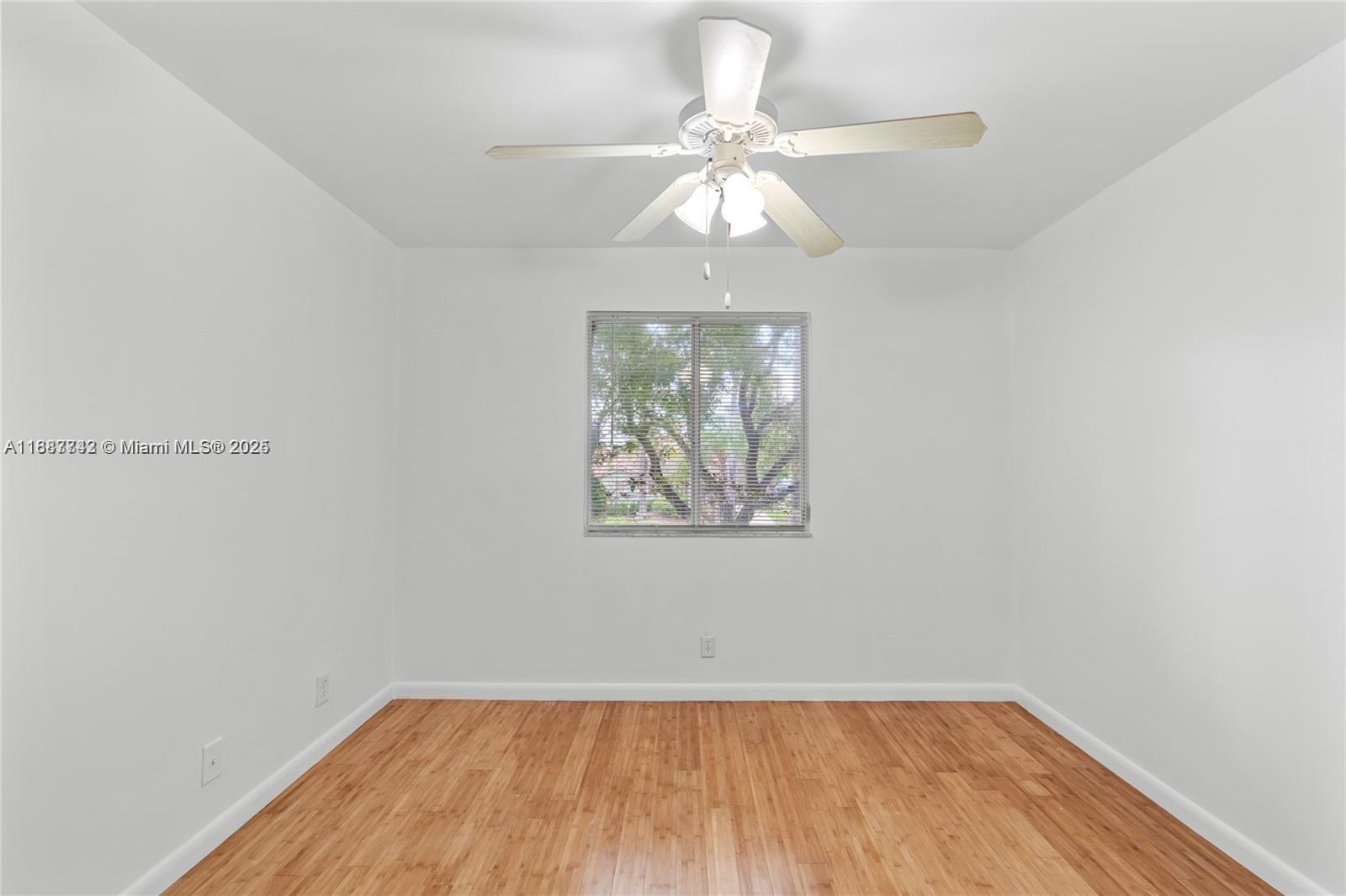 1162 SW 44th Ave
