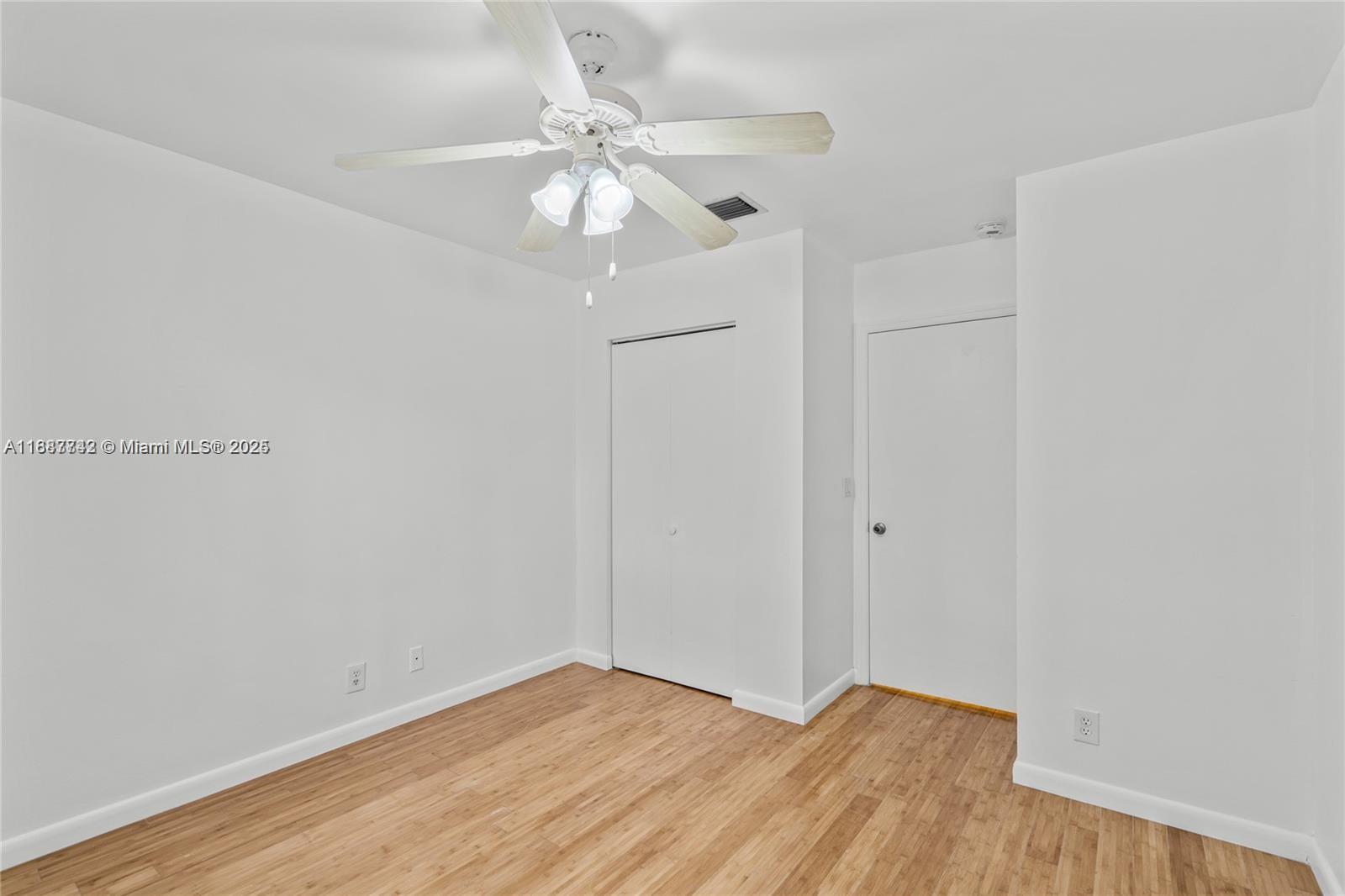 1162 SW 44th Ave