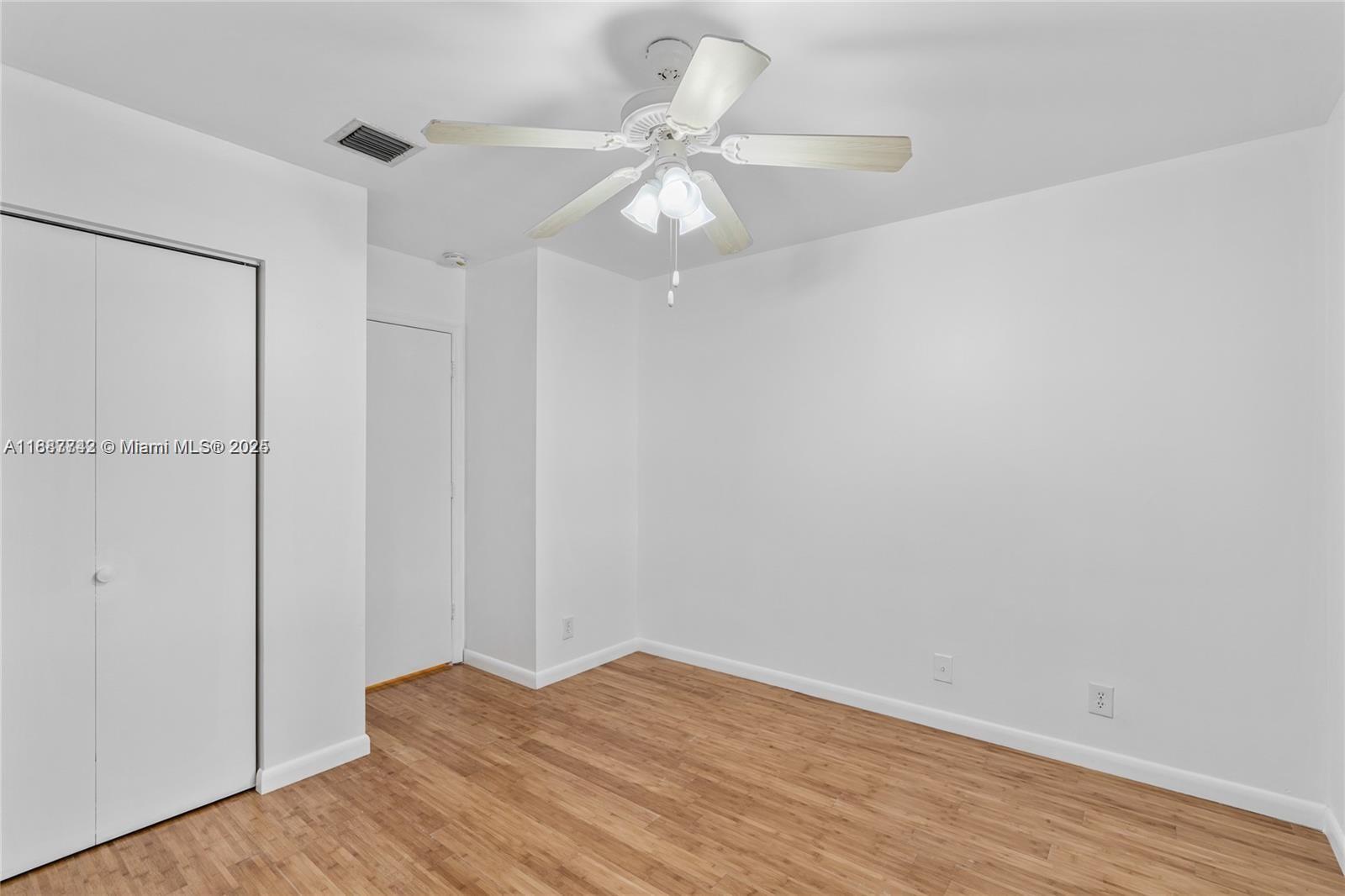 1162 SW 44th Ave