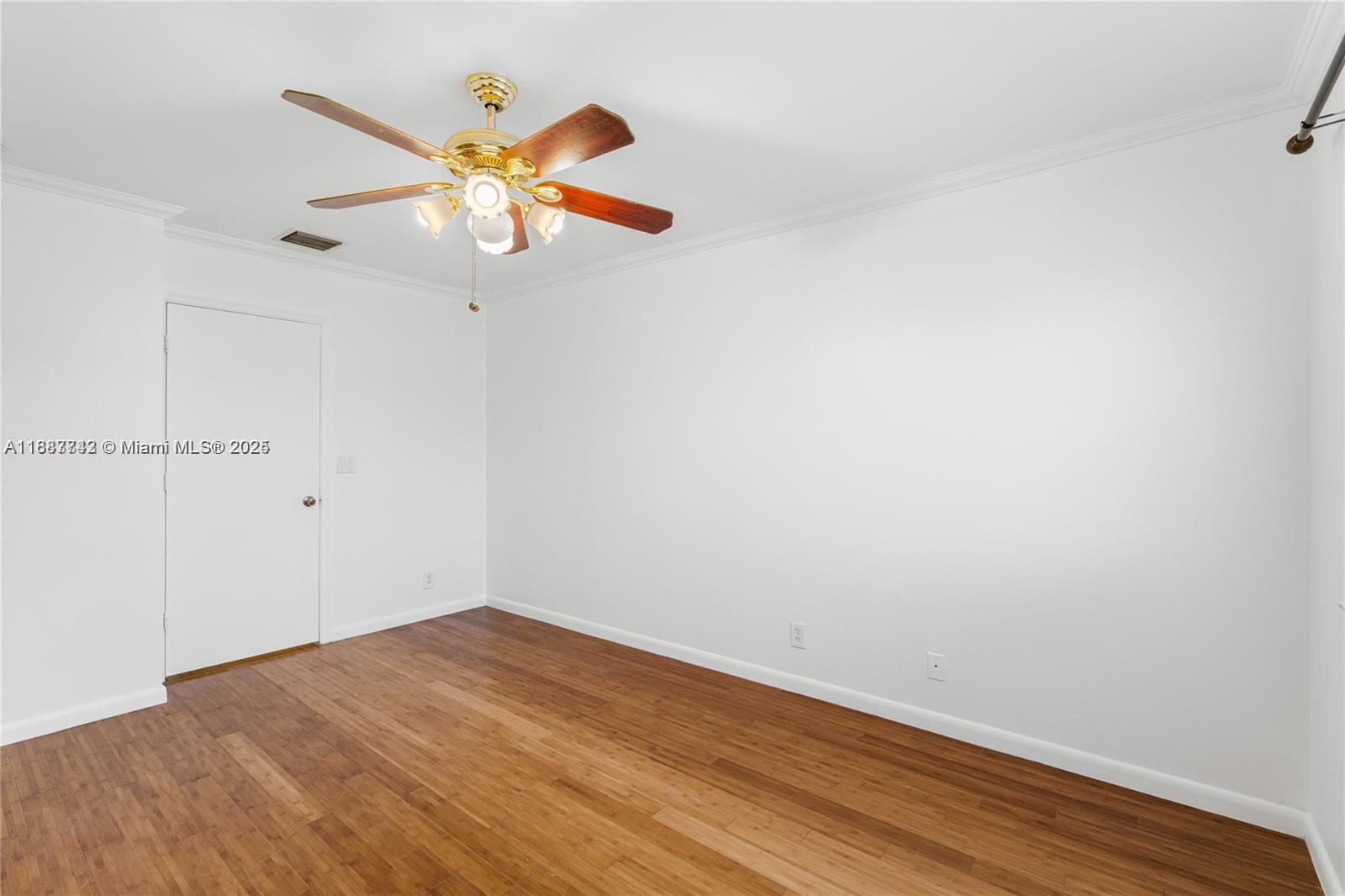 1162 SW 44th Ave