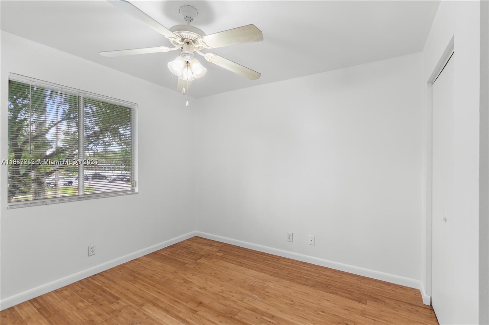 1162 SW 44th Ave