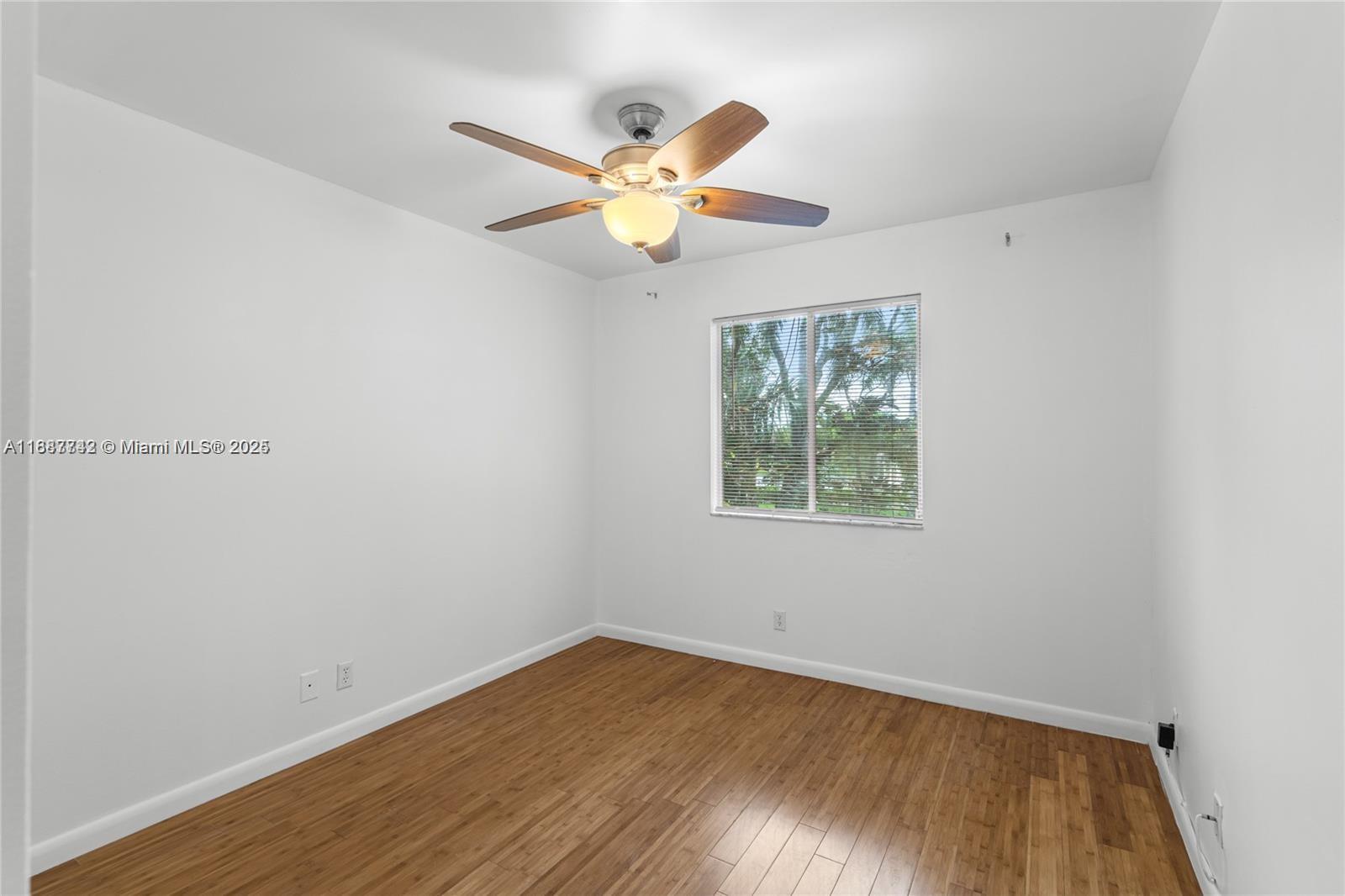 1162 SW 44th Ave