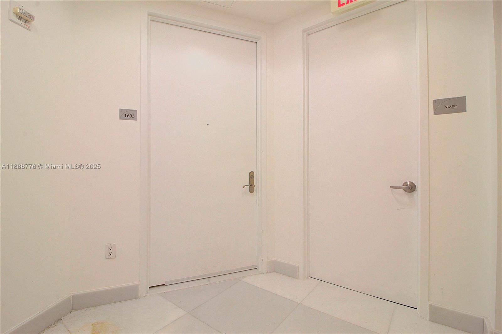 15901 Collins Ave # 1605
