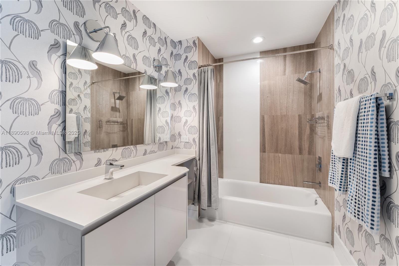 3301 NE 1st Ave Unit: PH7