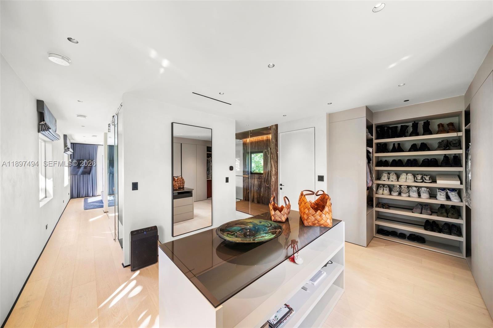 244 W San Marino Dr
