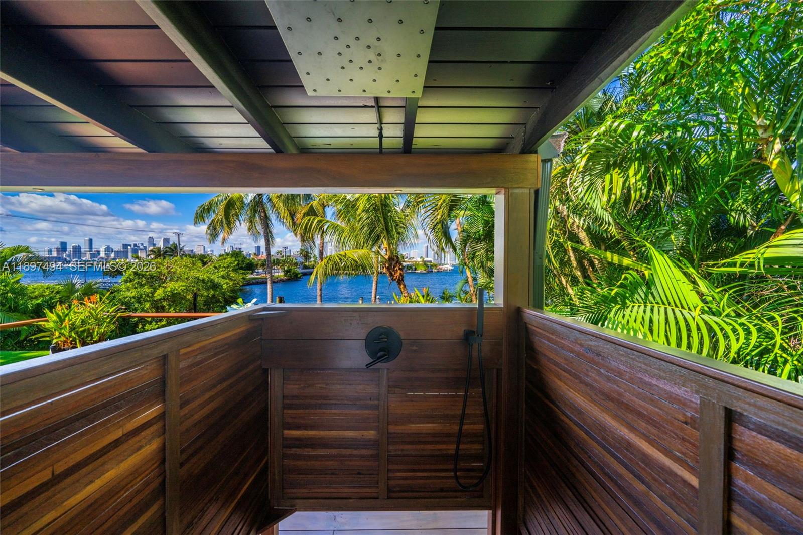 244 W San Marino Dr
