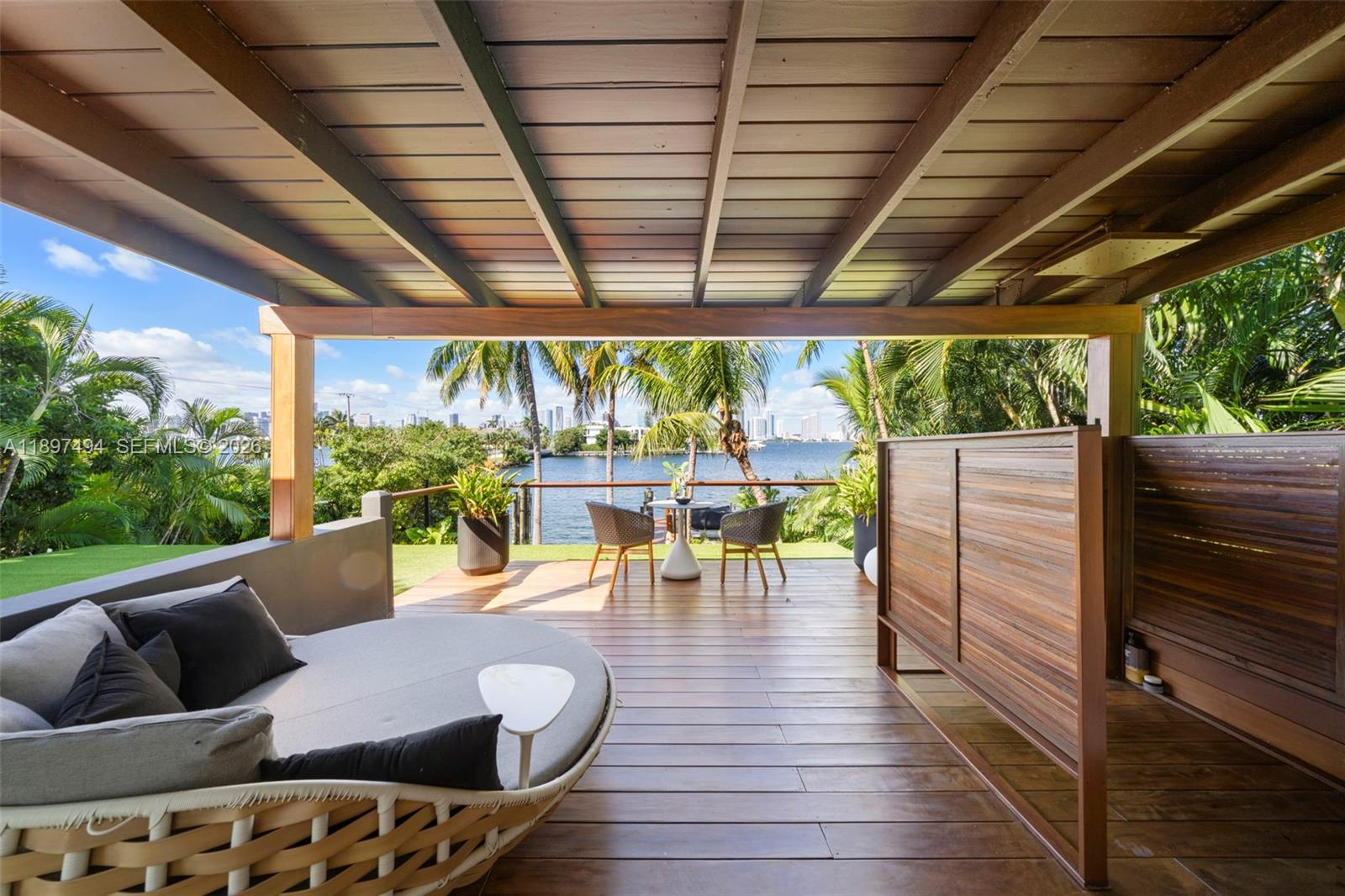 244 W San Marino Dr