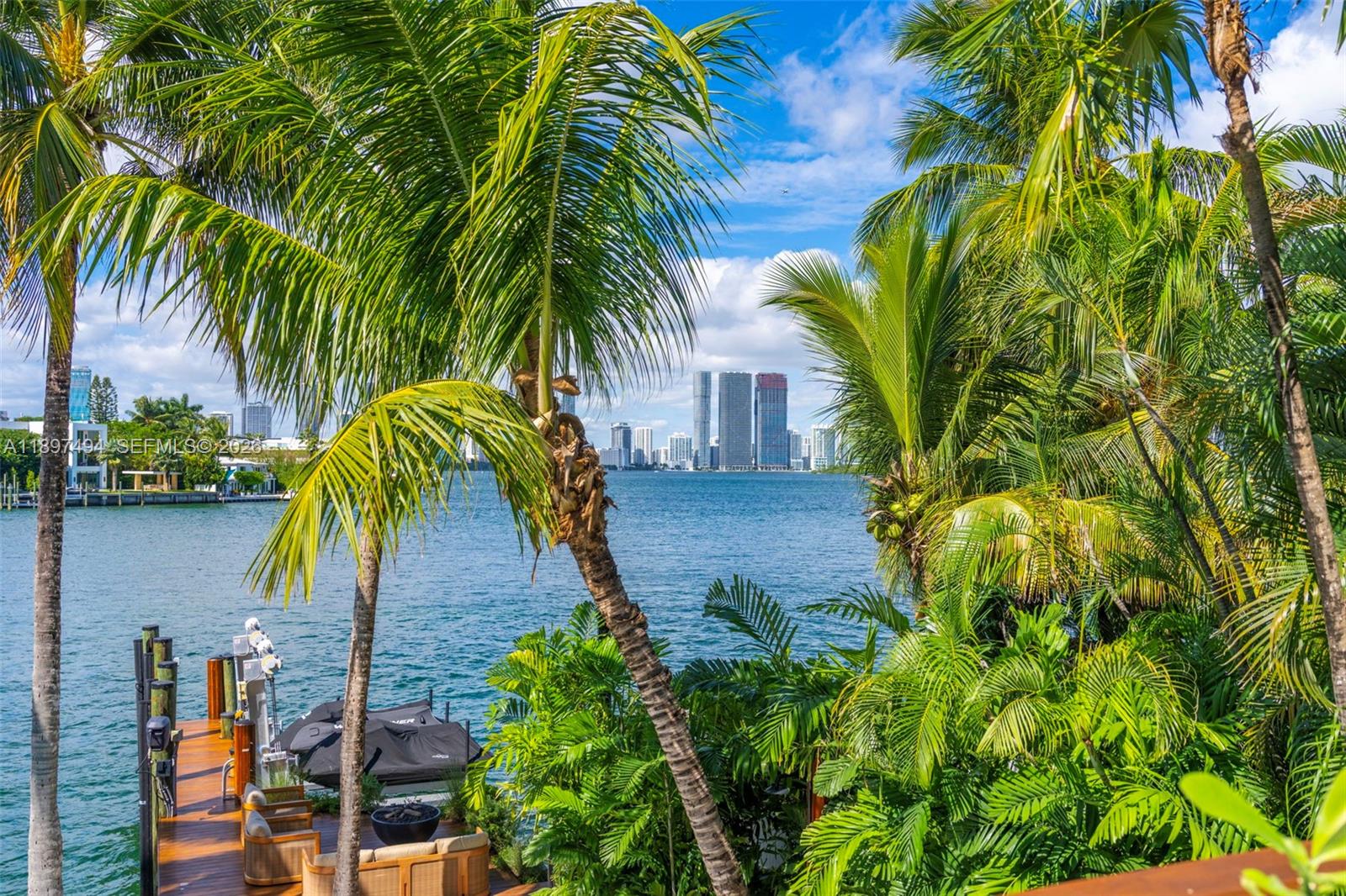 244 W San Marino Dr