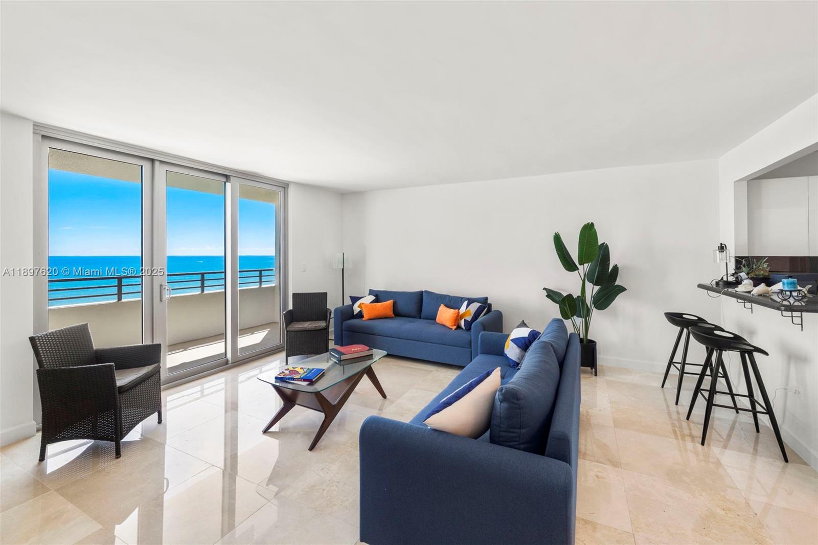 5555 Collins Ave # 14E