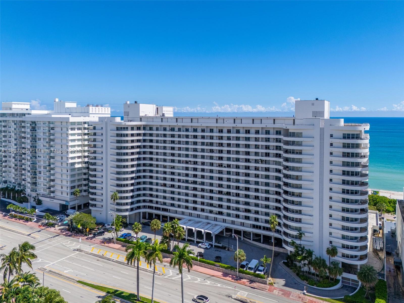 5555 Collins Ave # 14E