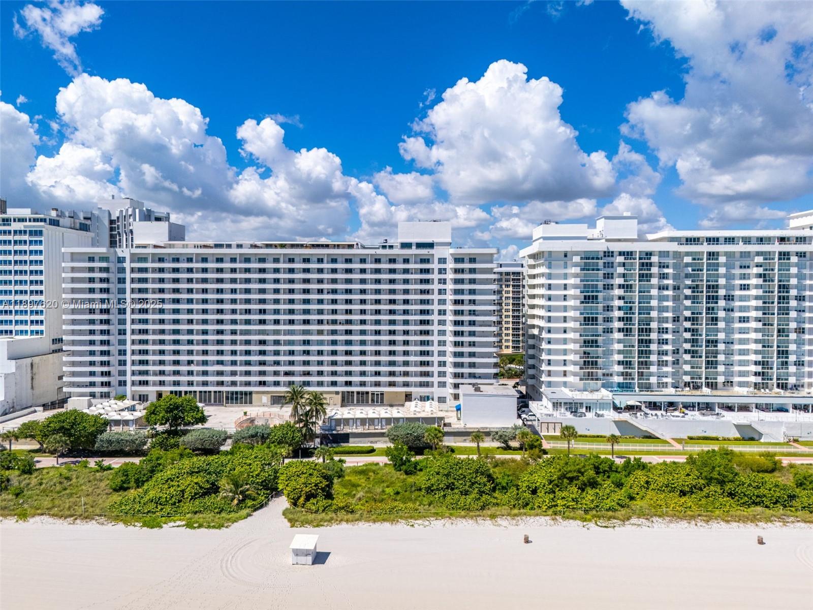 5555 Collins Ave # 14E