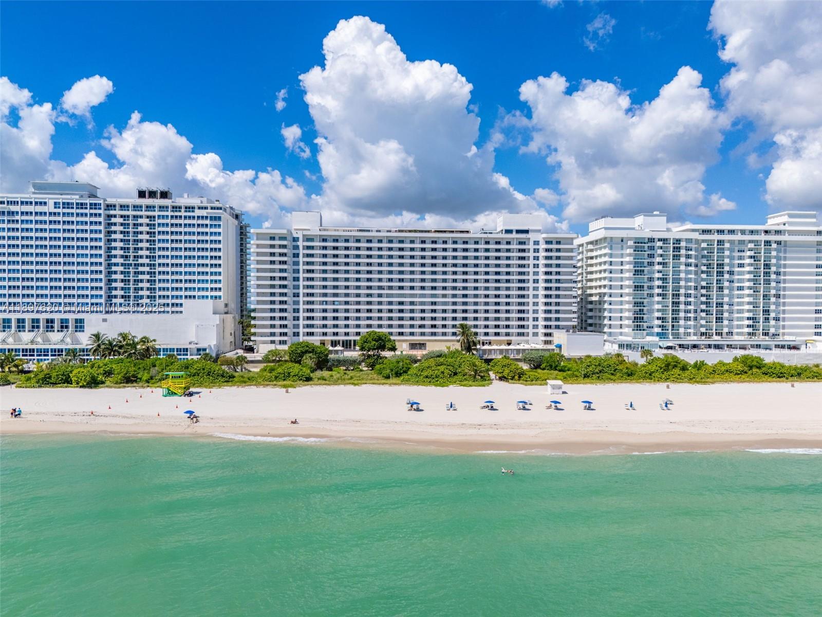 5555 Collins Ave # 14E