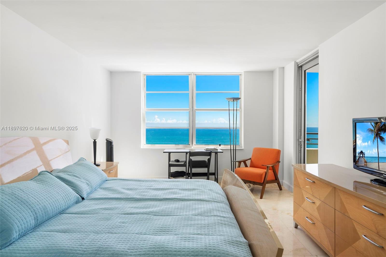 5555 Collins Ave # 14E