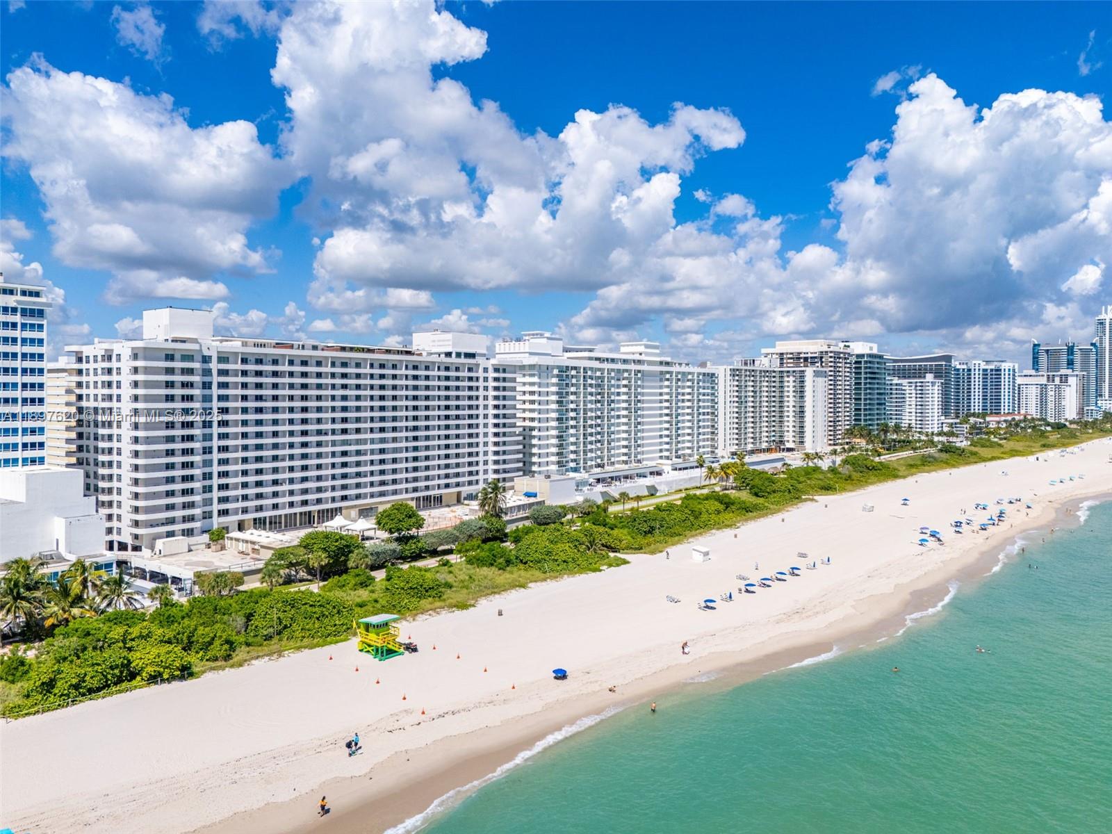 5555 Collins Ave # 14E