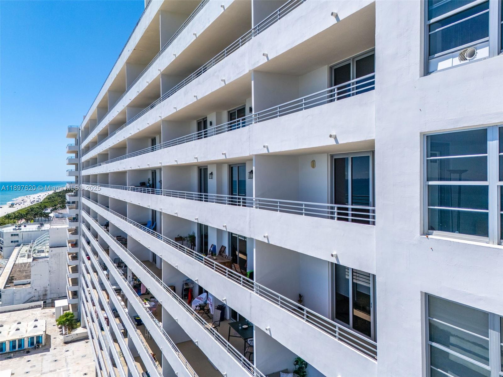 5555 Collins Ave # 14E