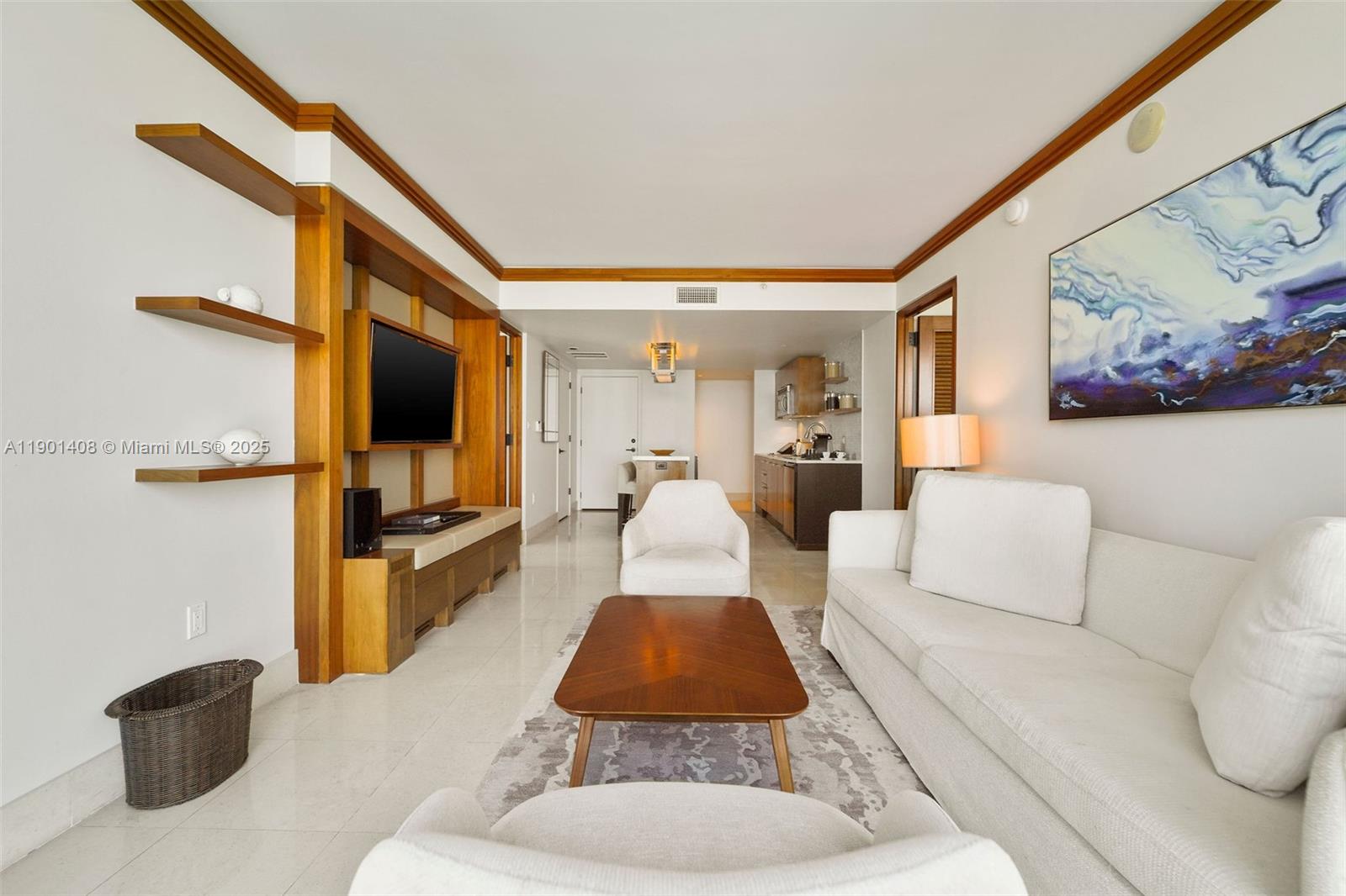 6801 Collins Ave # 422