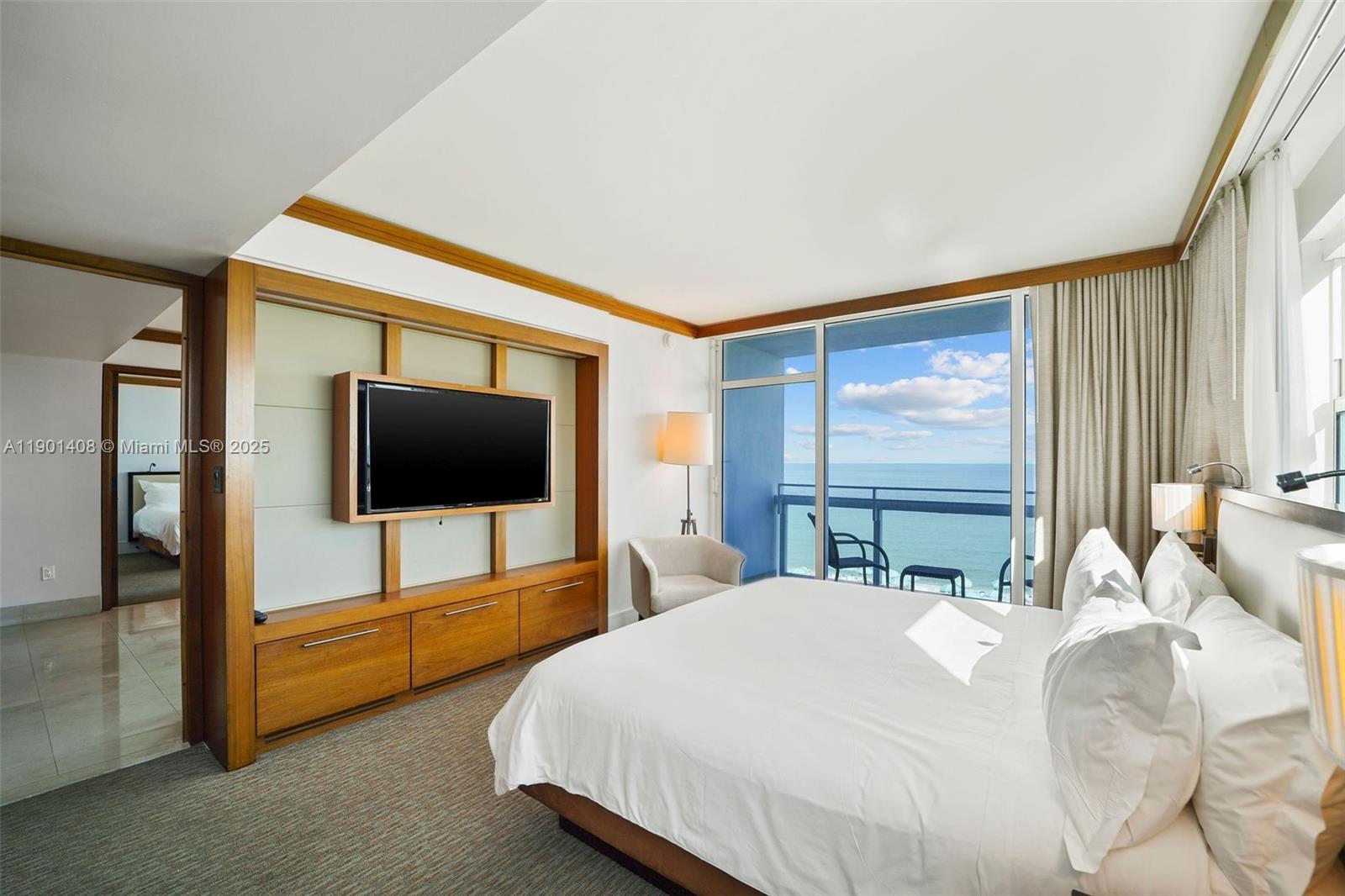 6801 Collins Ave # 422