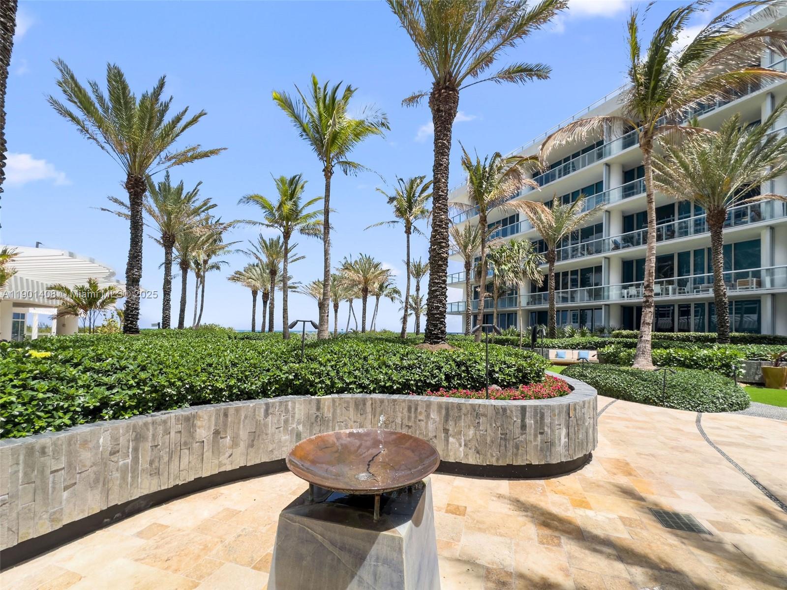 6801 Collins Ave # 422