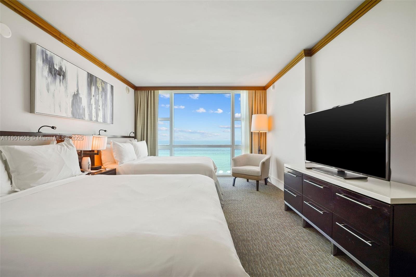 6801 Collins Ave # 422