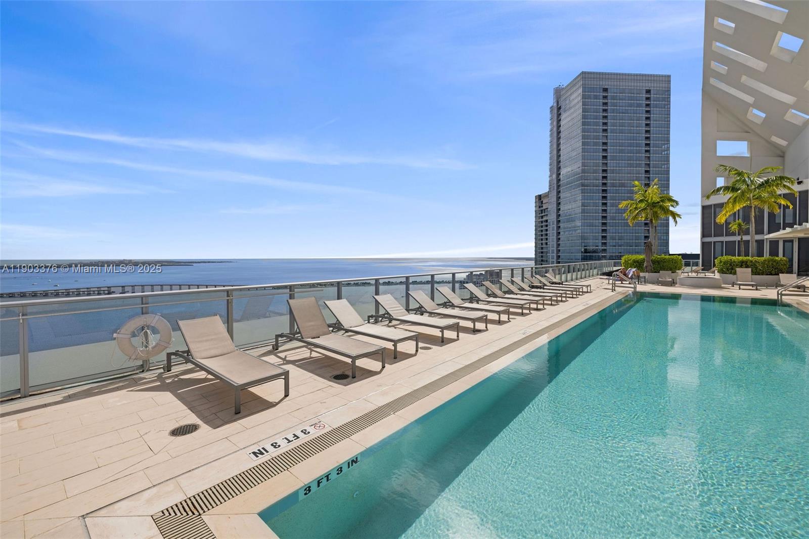 1300 Brickell Bay Dr # 2402