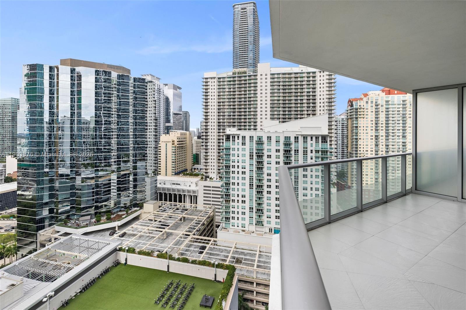 1300 Brickell Bay Dr # 2402