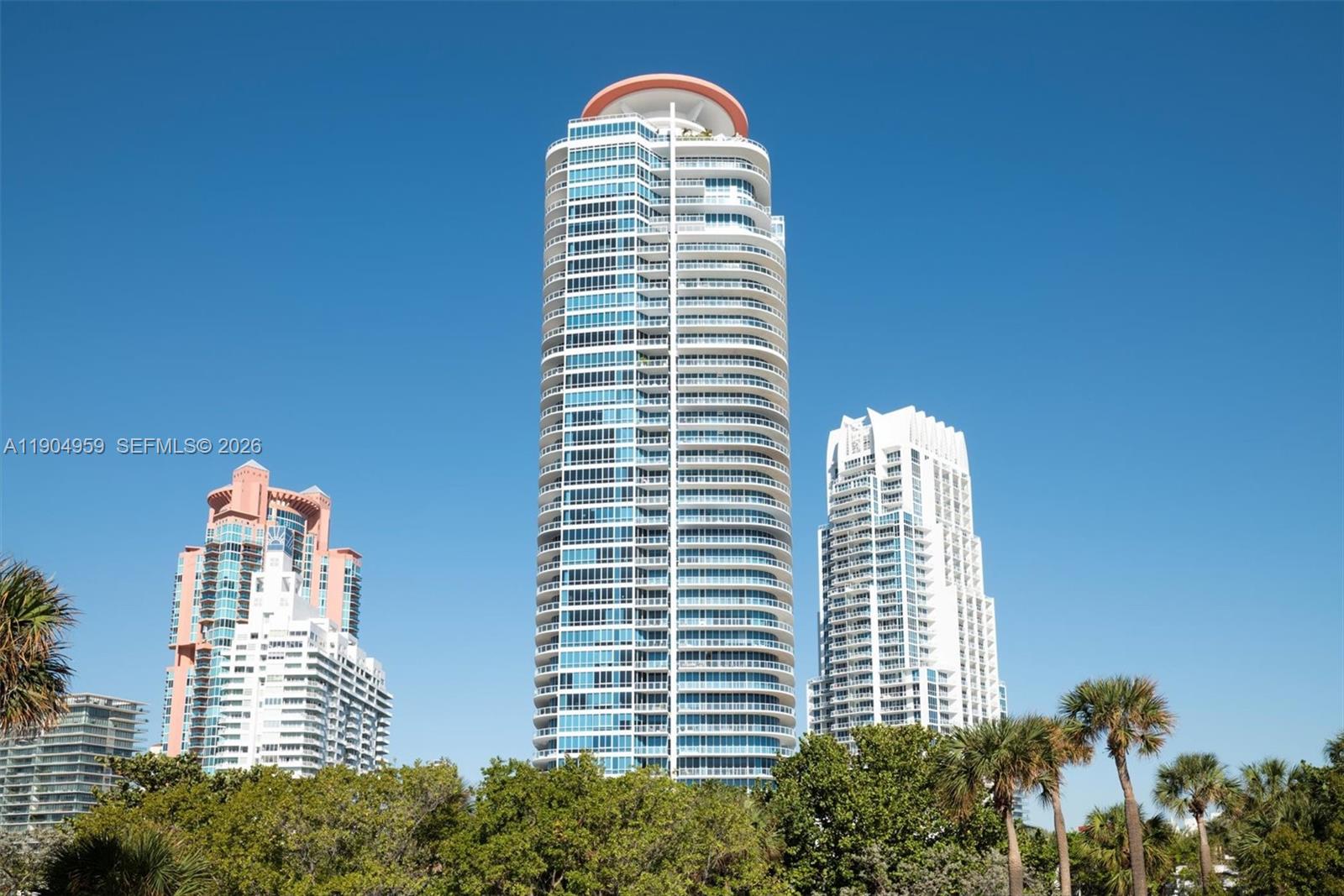 100 S Pointe Dr # 3203