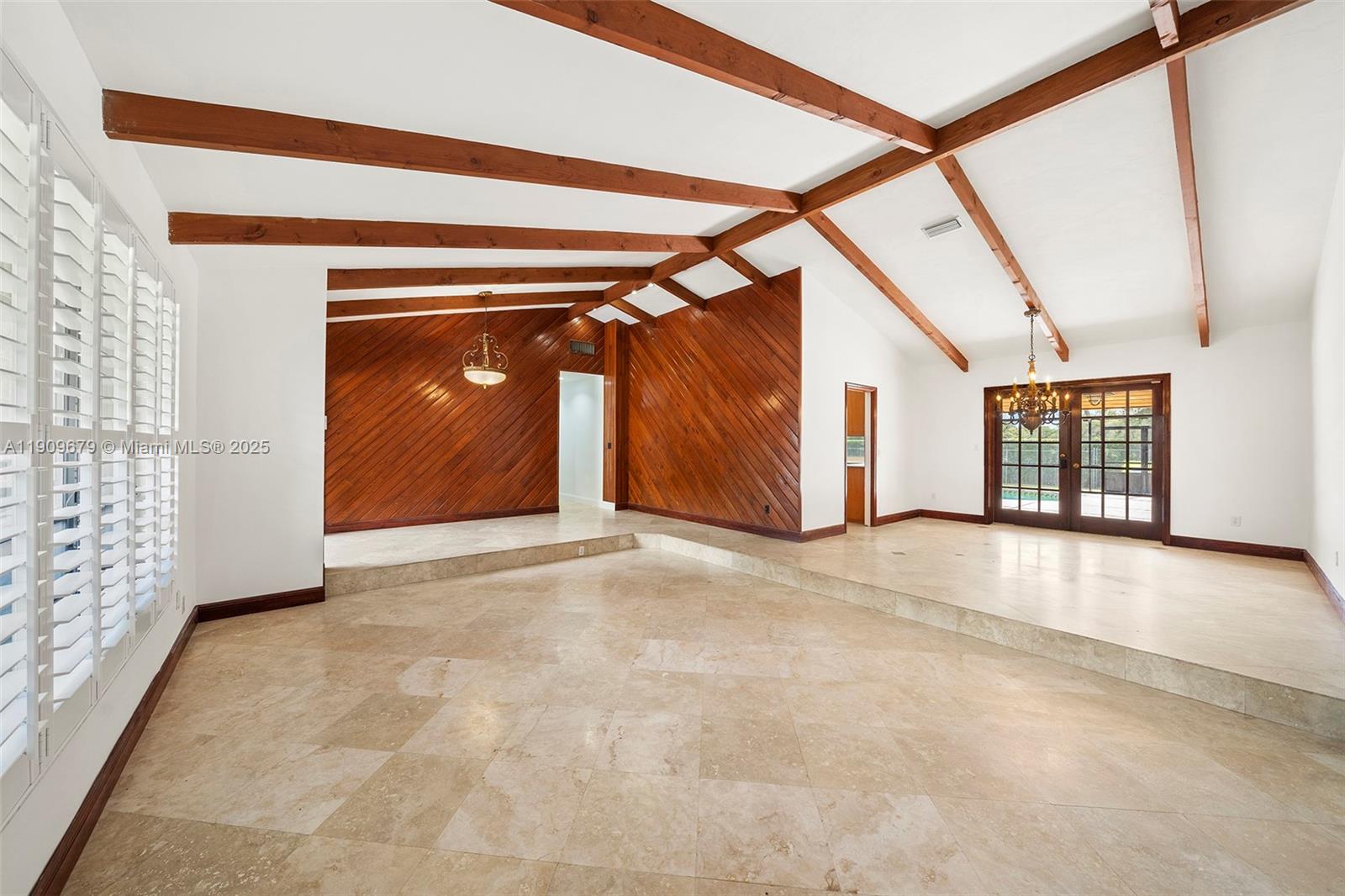 13240 N Calusa Club Dr