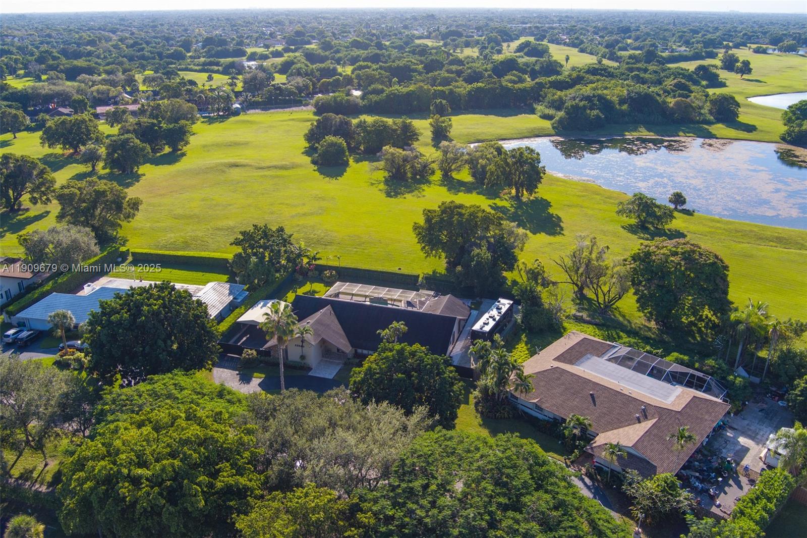 13240 N Calusa Club Dr