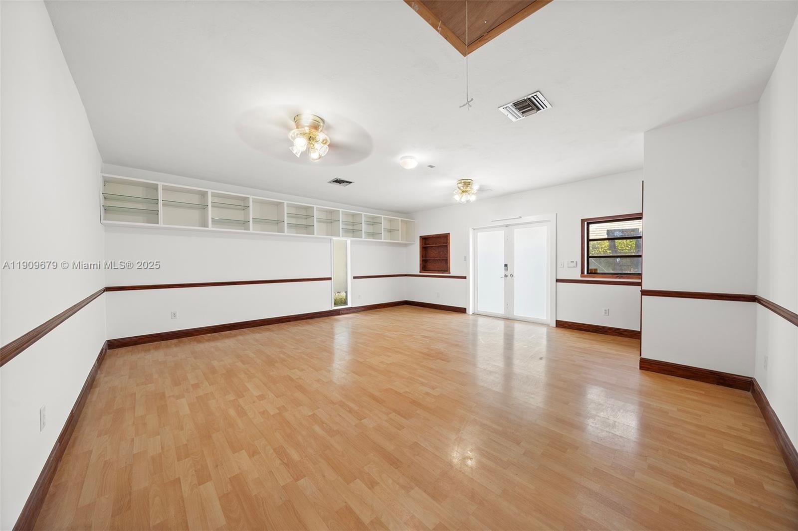 13240 N Calusa Club Dr