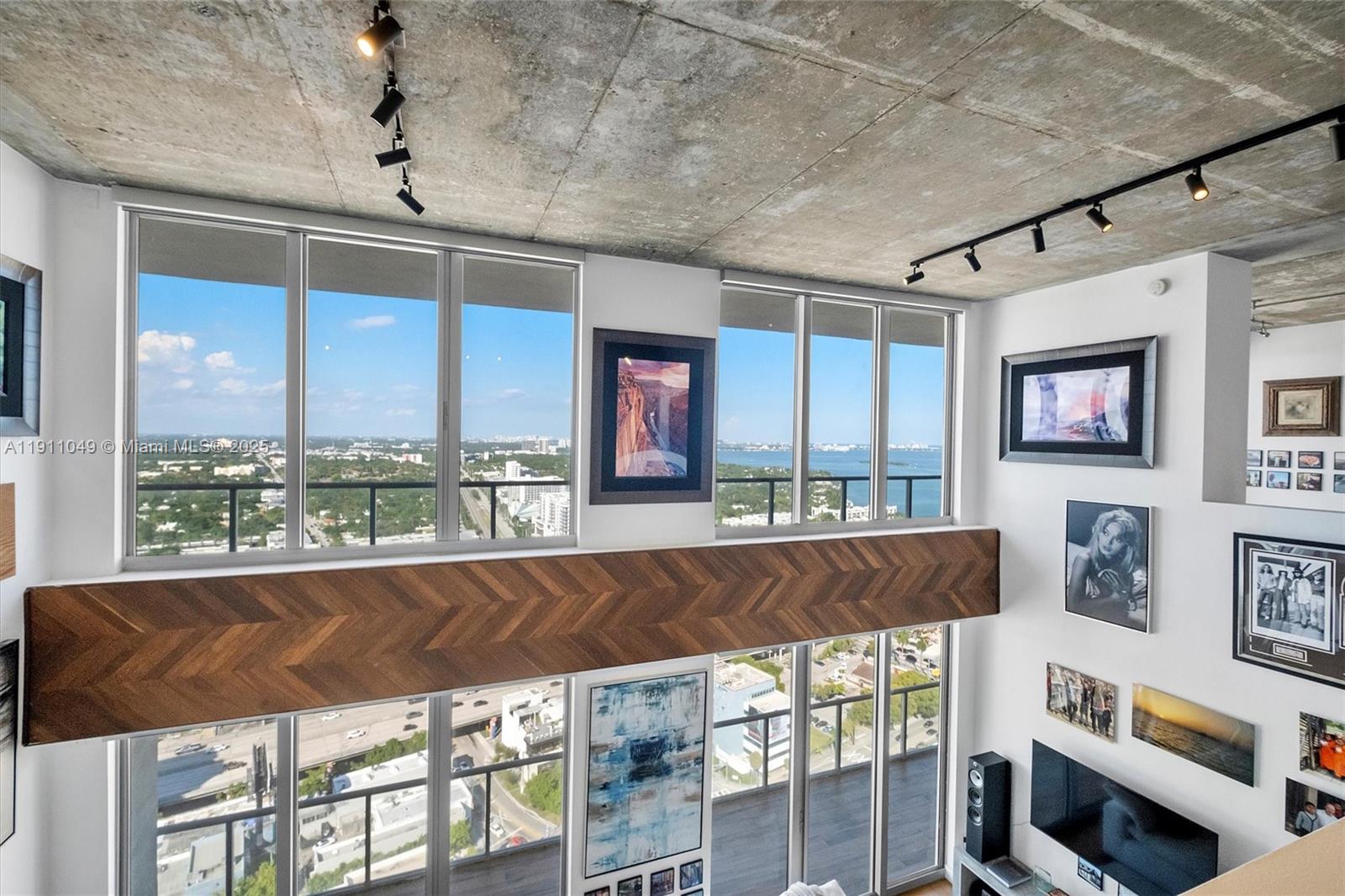3470 E Coast Ave Unit: PH202