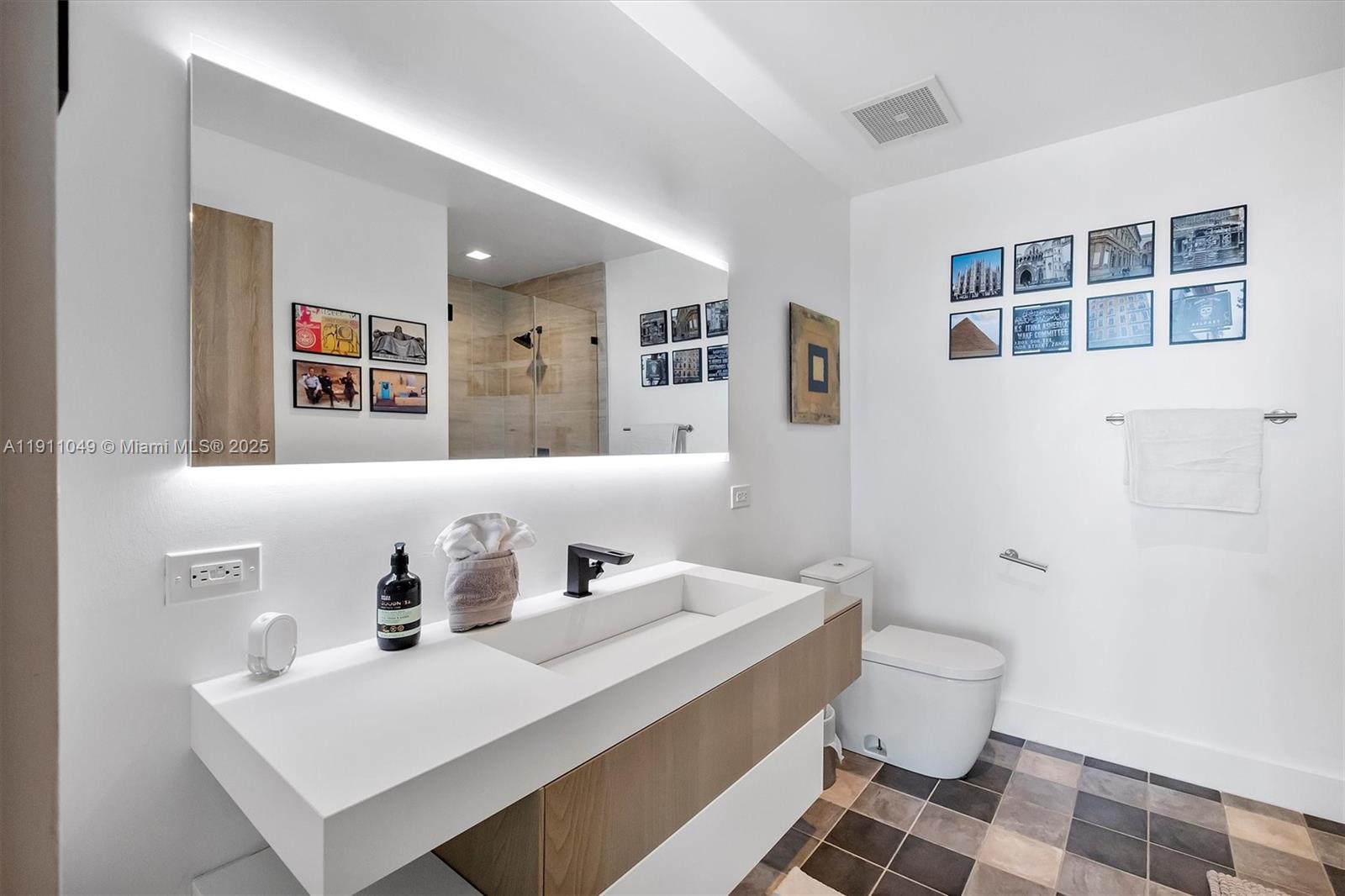 3470 E Coast Ave Unit: PH202