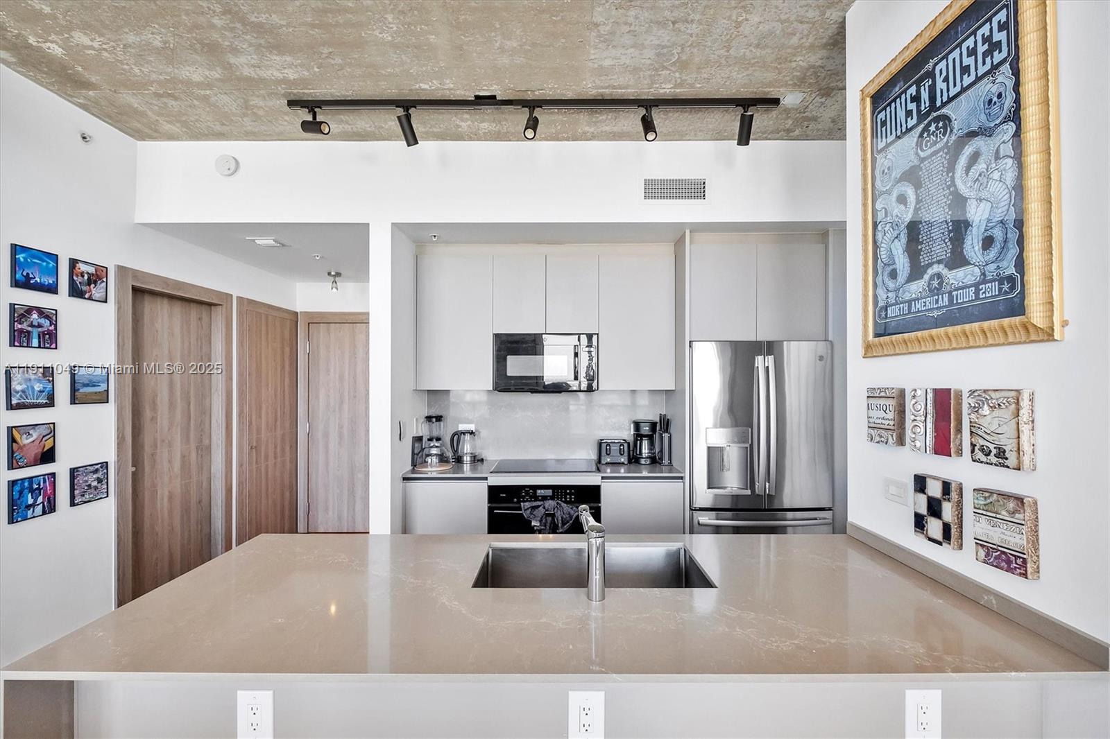 3470 E Coast Ave Unit: PH202