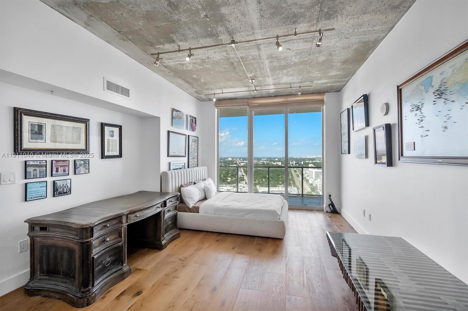 3470 E Coast Ave Unit: PH202