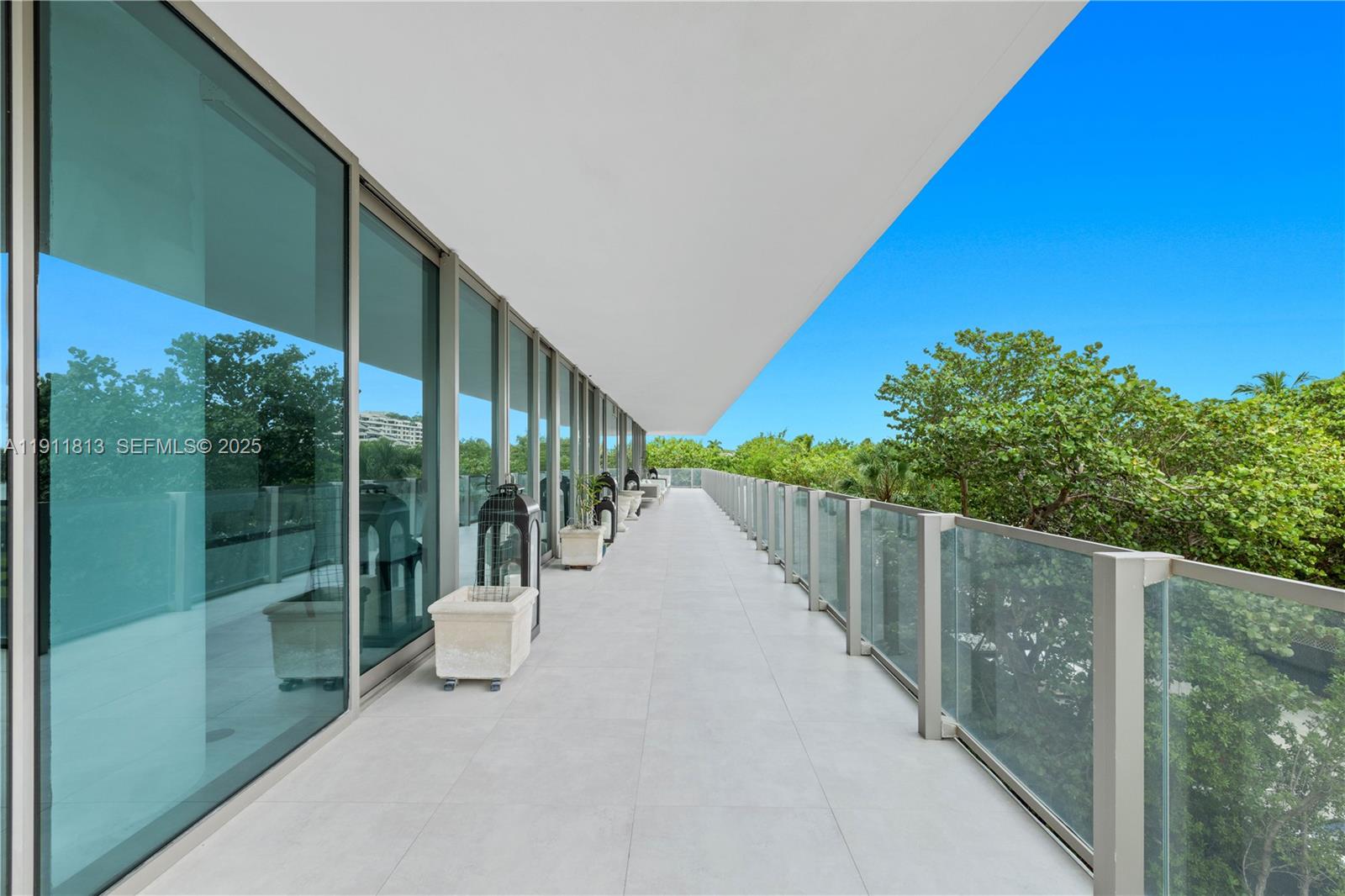 350 E Ocean Dr # 301N