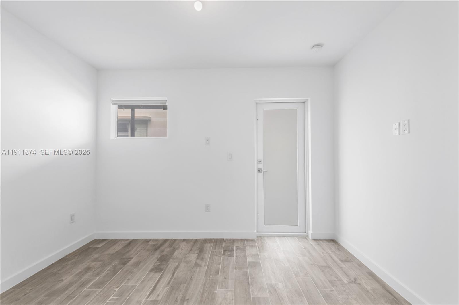 1035 Euclid Ave # 25