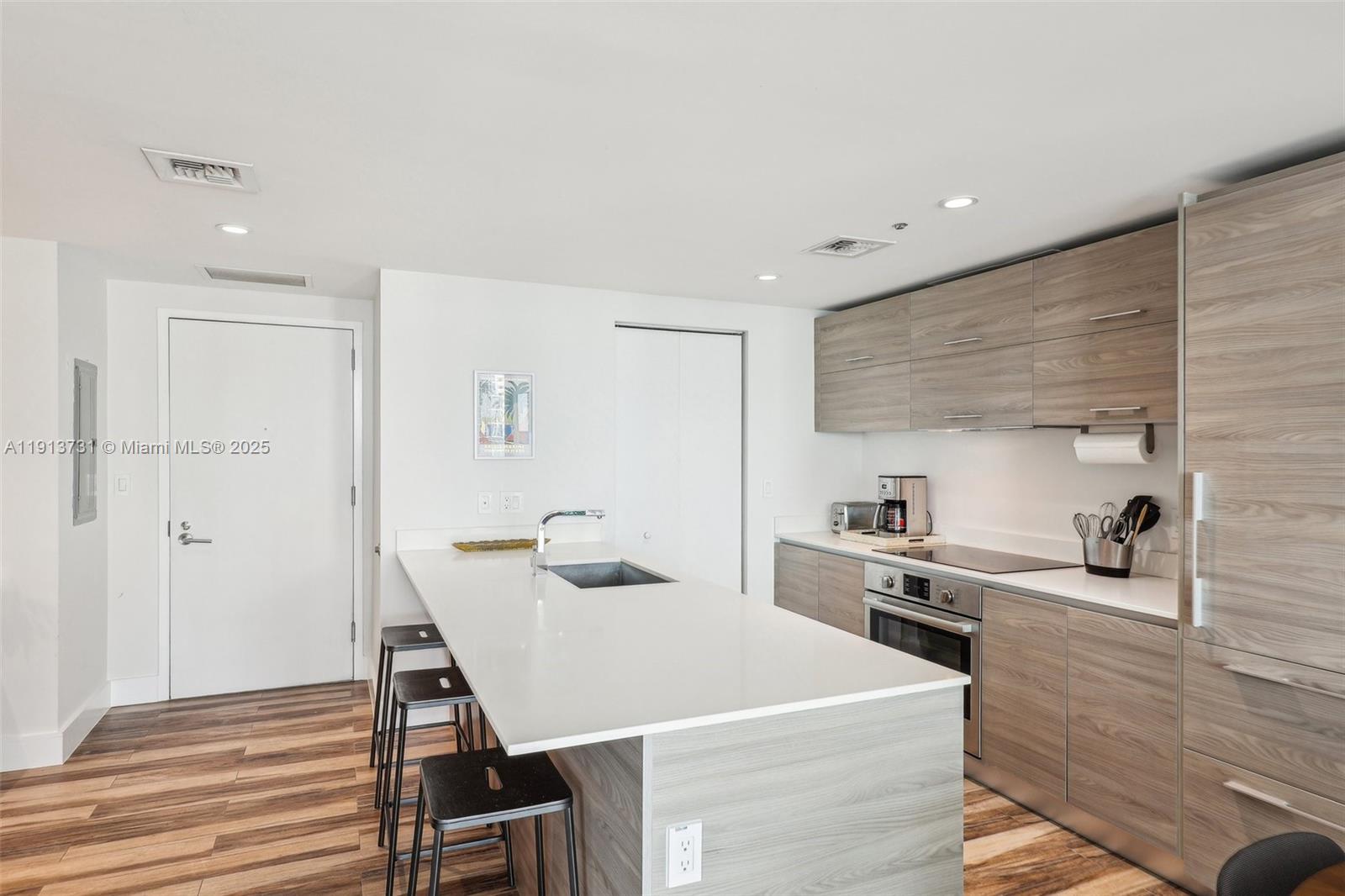 1300 S Miami Ave Unit: 2404