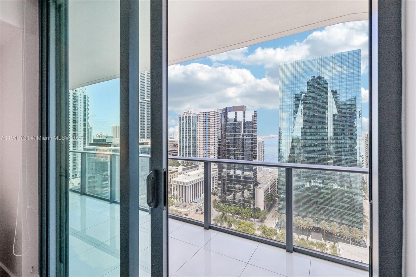 1300 S Miami Ave Unit: 2404