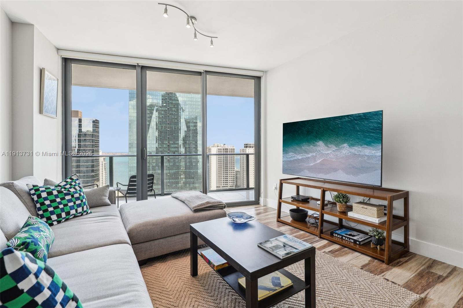 1300 S Miami Ave Unit: 2404