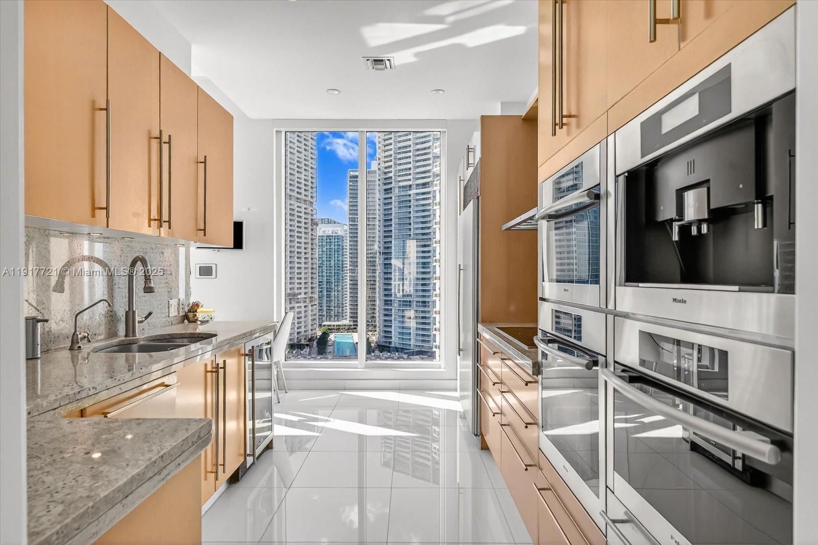 900 Brickell Key Blvd # 2304
