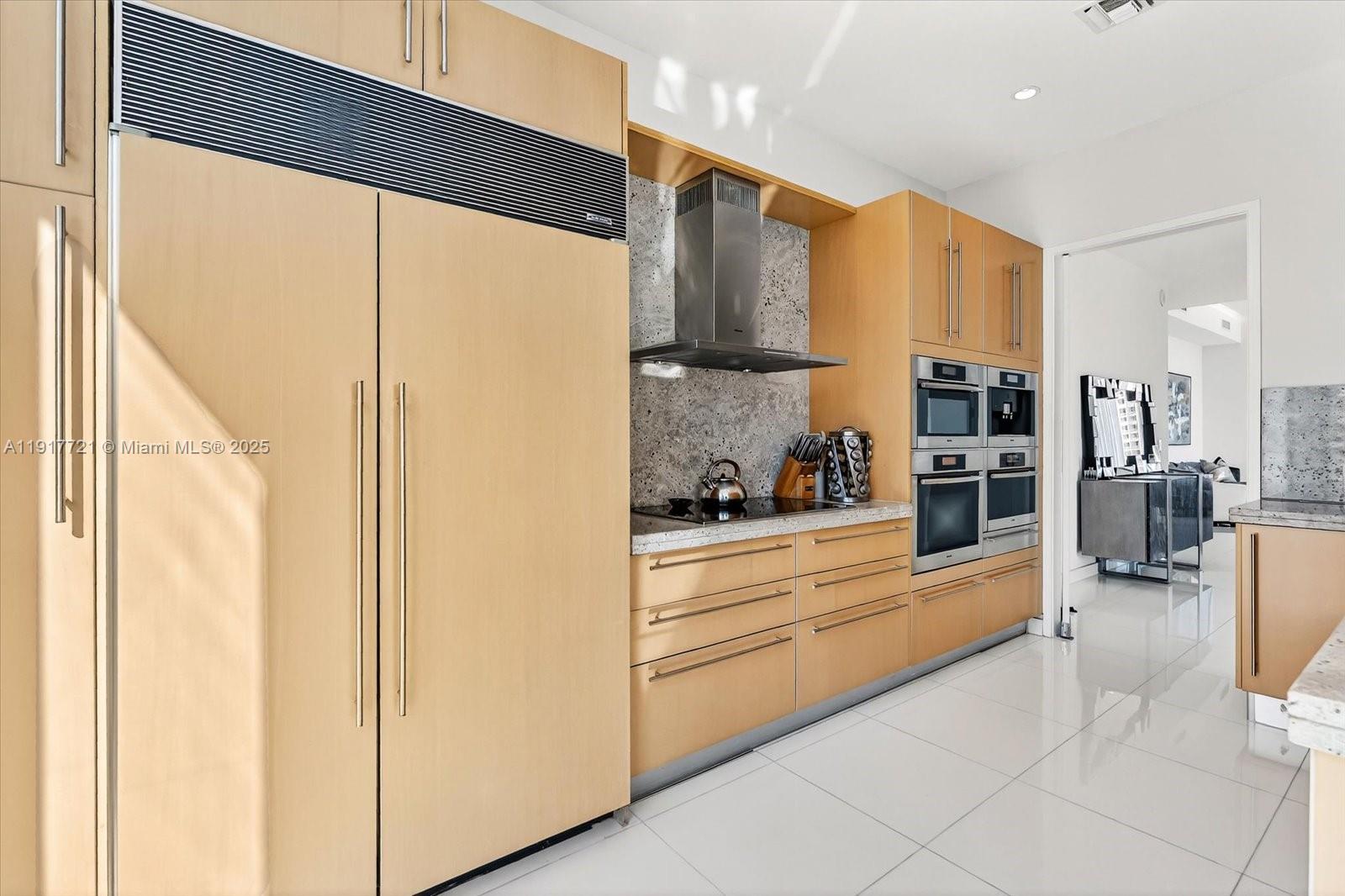 900 Brickell Key Blvd # 2304