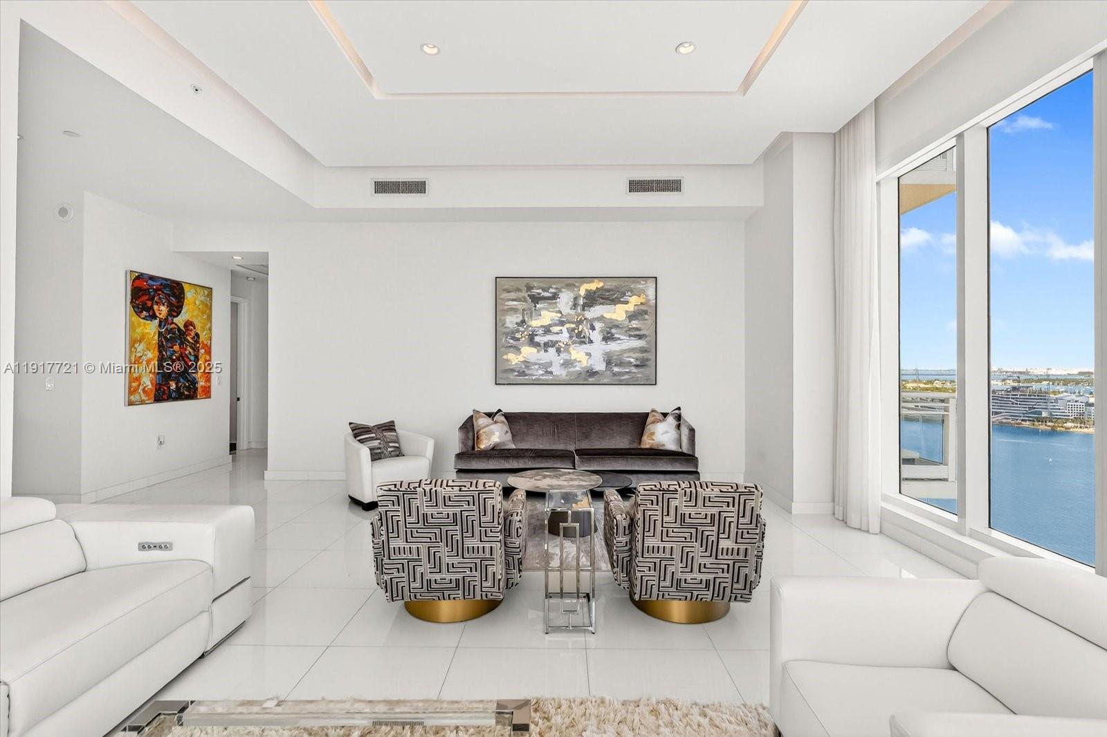 900 Brickell Key Blvd # 2304