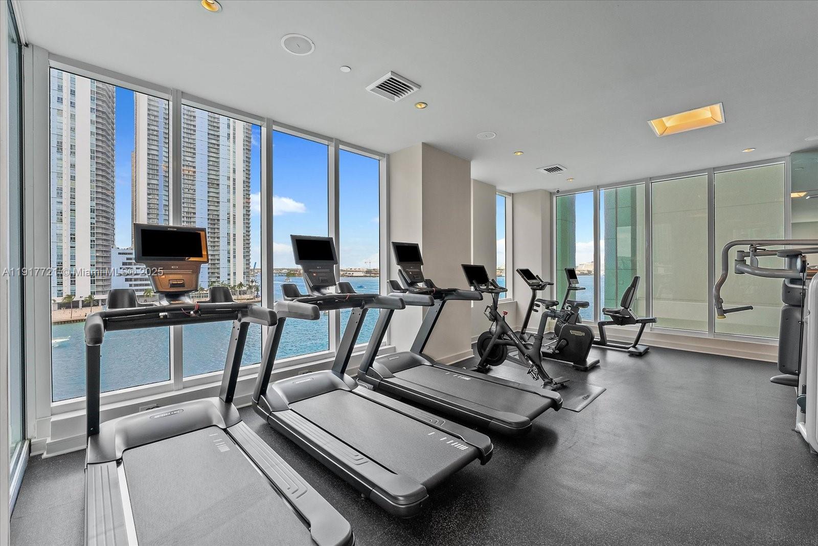 900 Brickell Key Blvd # 2304