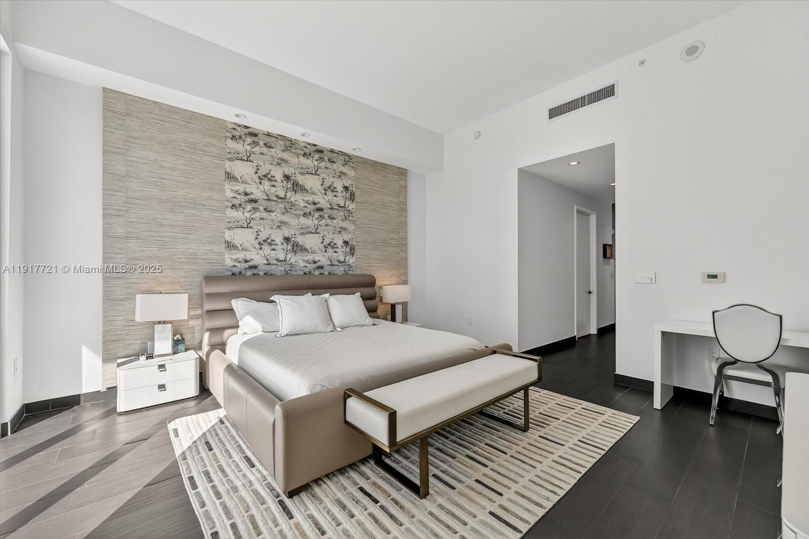 900 Brickell Key Blvd # 2304