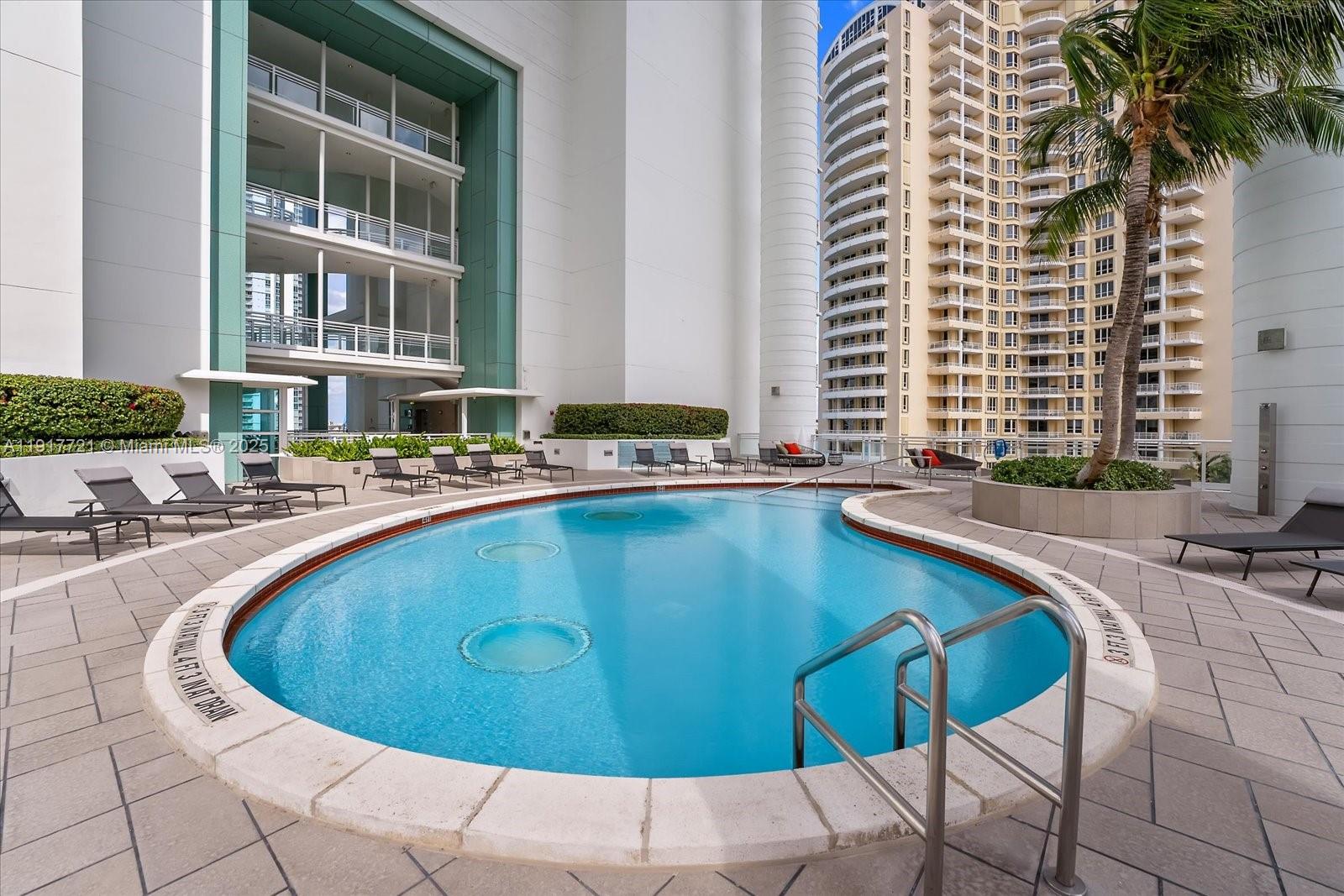 900 Brickell Key Blvd # 2304
